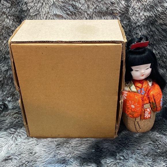 Traditional Japanese Doll with Orange Kimono - Picture 8 of 16